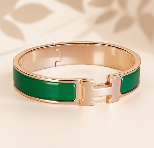 Hierarchy Bracelet – Green Enamel Gold Clic-Style Bangle