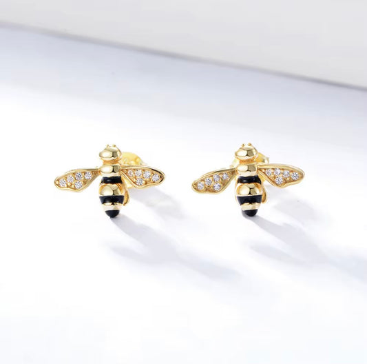 The Queen Bee Stud Earring - 18K Gold PVD