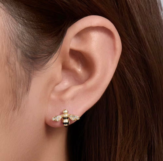 The Queen Bee Stud Earring - 18K Gold PVD