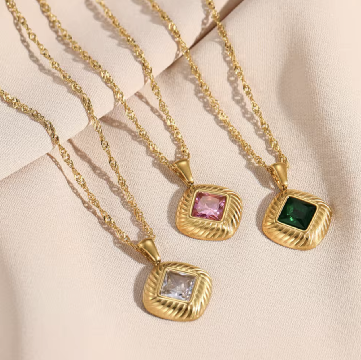 Eden Glow Necklace - Tarnish free, Waterproof, Hypoallergenic, 14k PVD Gold Plated