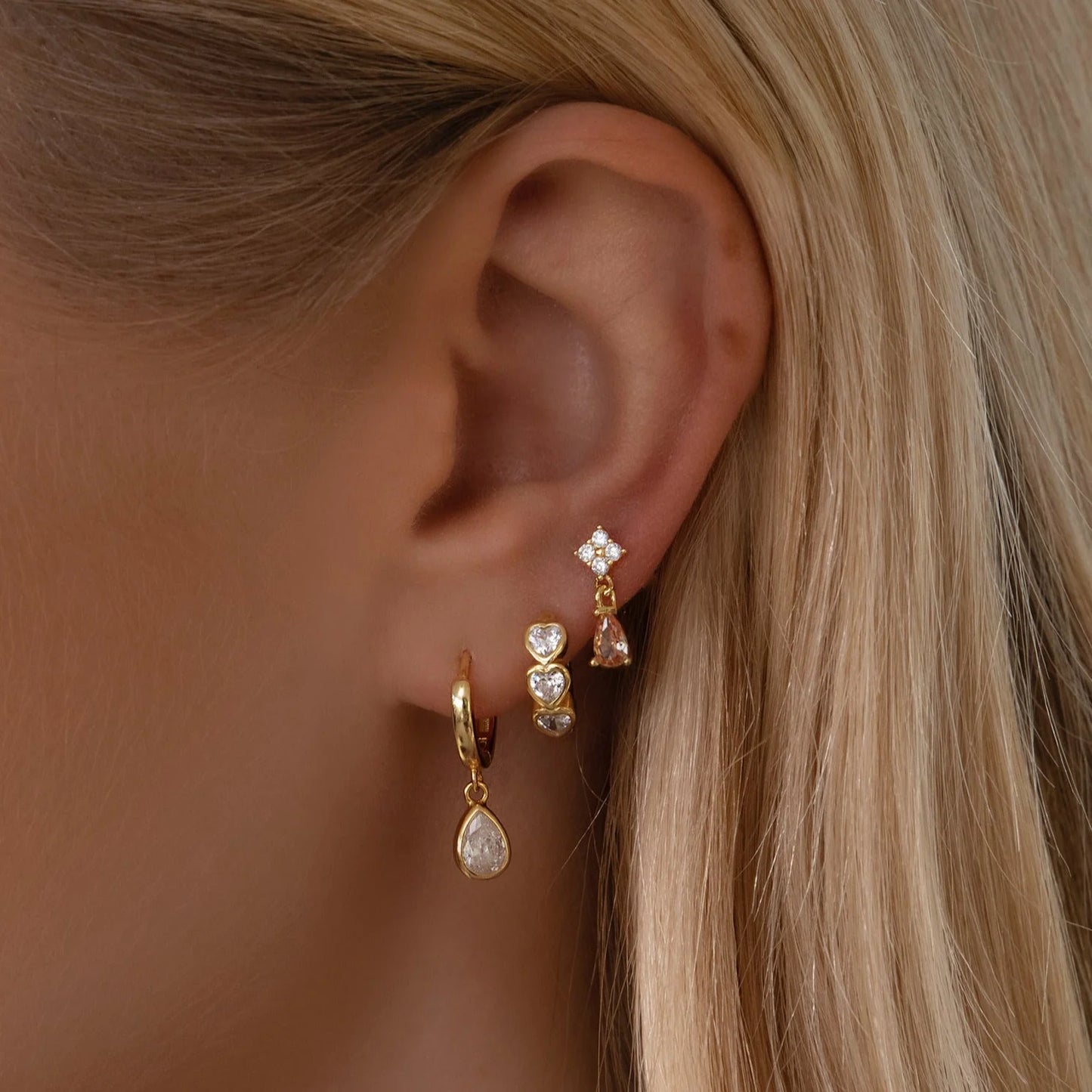 The Pear Drop Earrings - 18K gold PVD