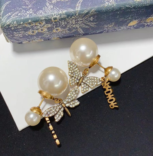 Pearls & Gold